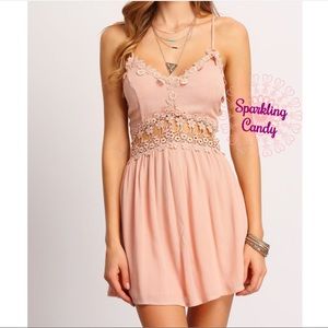 ♦️💕Chic Flower Lace Mini Dress